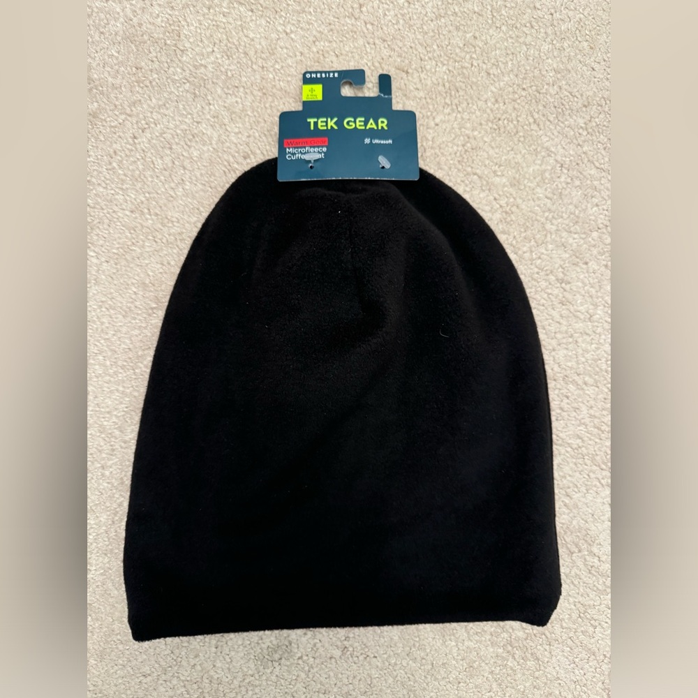 Tek Gear black microfleece cuffed winter hat. Unisex. New with tags!